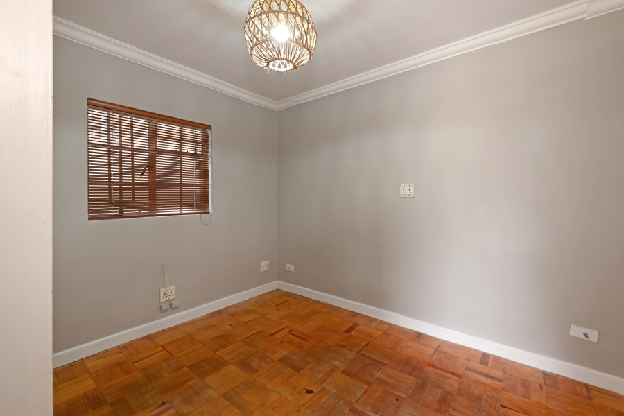 3 Bedroom Property for Sale in Bergvliet Western Cape